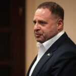 Від «пральні» до «Династії». У суді представили частину матеріалів у справі Єрмака. П’ять нових фактів про справу та колишнього голову ОП