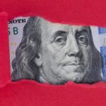БЕБ заявило про схему на 23,5 млрд грн з криптовалютою і чорним кешем — Forbes.ua